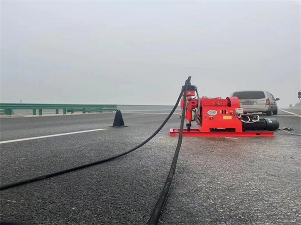 河间马路路基路面开裂下沉注浆加固灌浆